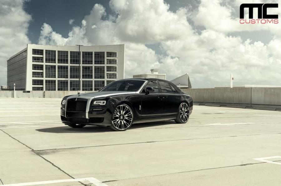  Rolls-Royce Ghost by MC Customs 2018 года  (фото 2 из 10)